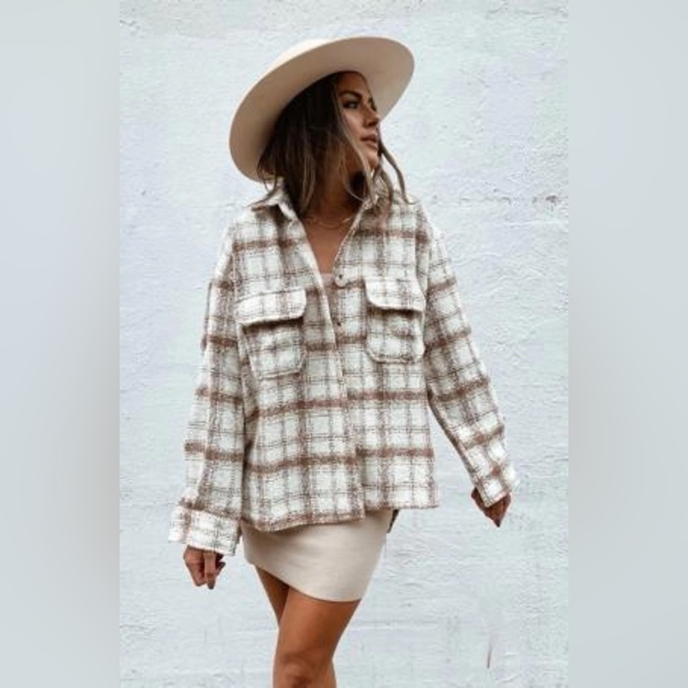 CDM Collection Ivory Taupe Brown Plaid Button Shacket Size Medium
